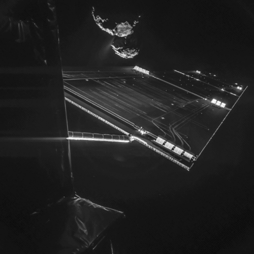 Rosetta_CIVA_20141007_selfie_at_comet_625